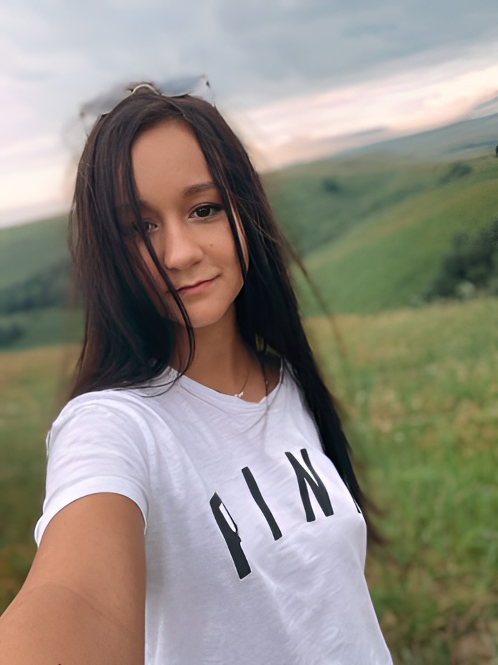 Диана привлекальеная девушка из Александрова цена от 2500 руб