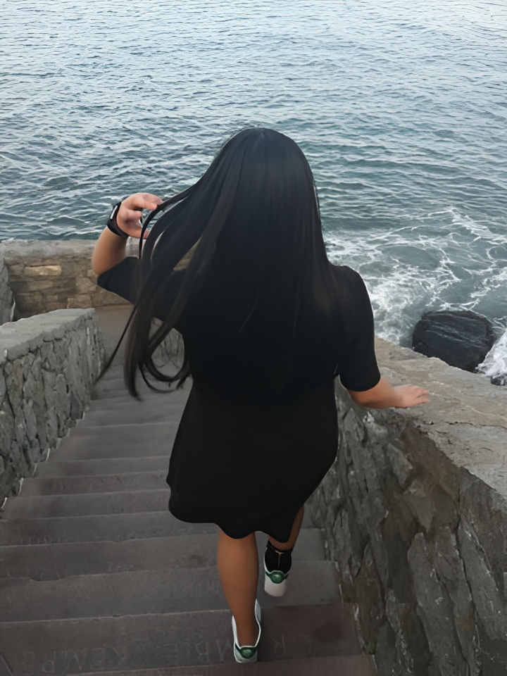 Юстина привлекальеная девушка из Александрова цена от 2500 руб