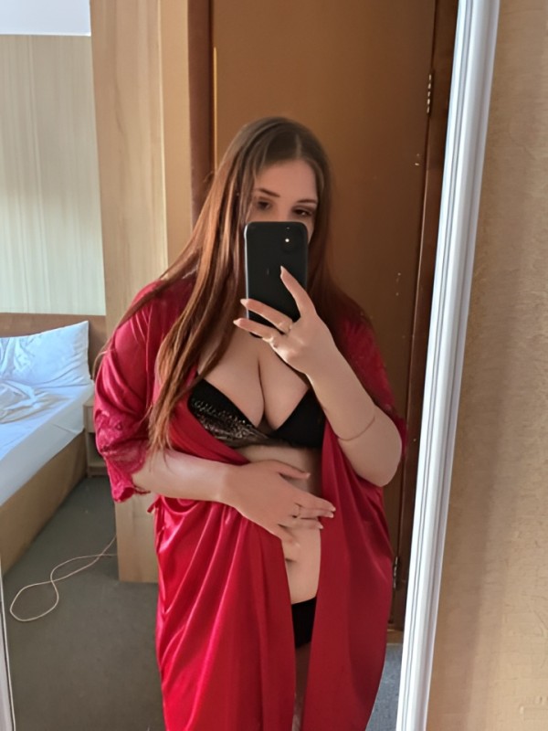 Галина привлекательная девушка из Александрова цена от 1500 руб