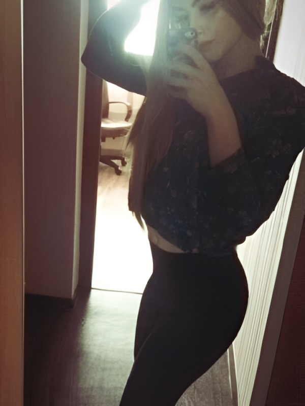 Роксана привлекательная девушка из Александрова цена от 3000 руб