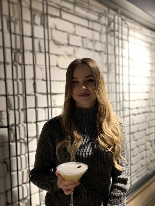 🎥 Клава привлекательная девушка из Александрова цена от 8000 руб